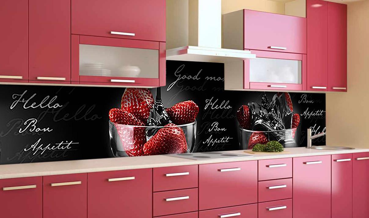 Кухонный фартук Клубника шоколад из самоклеящейся виниловой пленки 65х250 см Черный