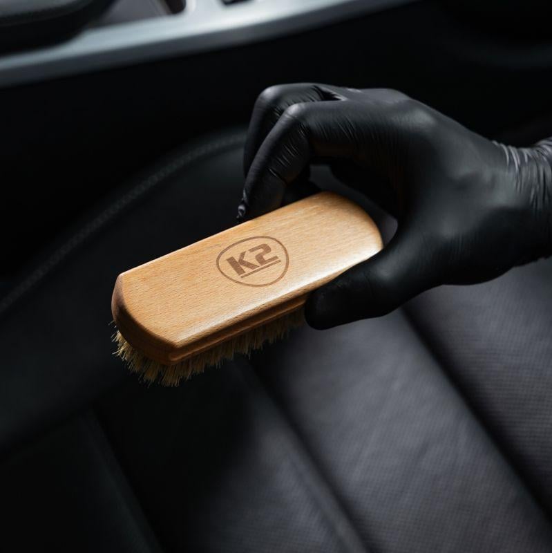 Щітка для очищення шкіряної оббивки K2 Auron Brush Soft 13 см (2508579538) - фото 4 Щітка для очищення шкіряної оббивки K2 Auron Brush Soft 13 см (2508579538) - фото 4