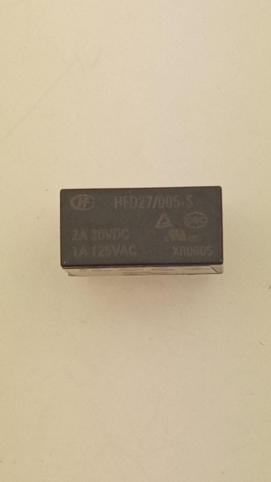 Реле HFD27-005-S5V/1A 125VAC DP-DT 20,2x10x11,5 (16067)