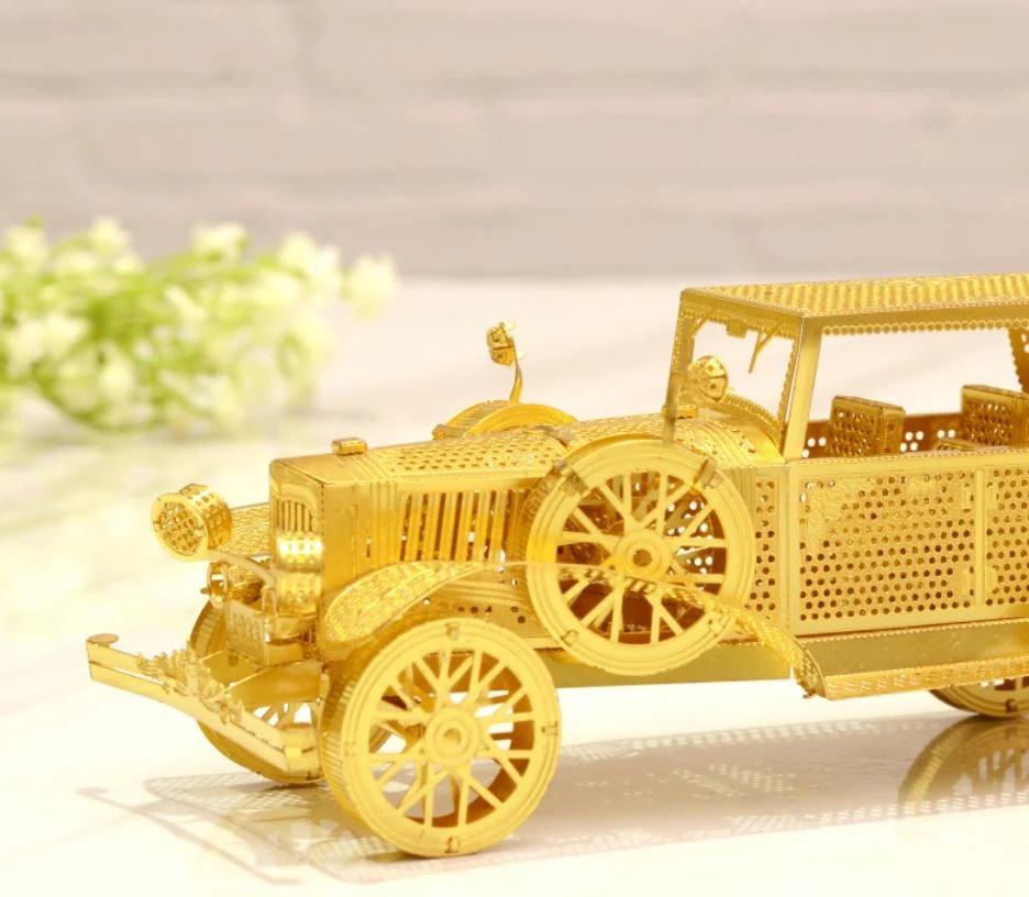 Колекційна модель PIECECOOL CLASSIC CAR VERSION P042-G Gold - фото 3