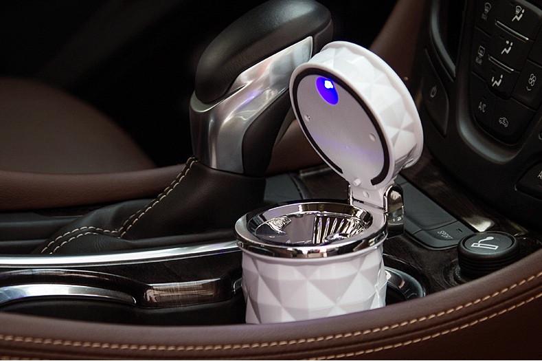 Попільничка автомобільна ZHEJIANG з підсвічуванням Білий (00757) - фото 3