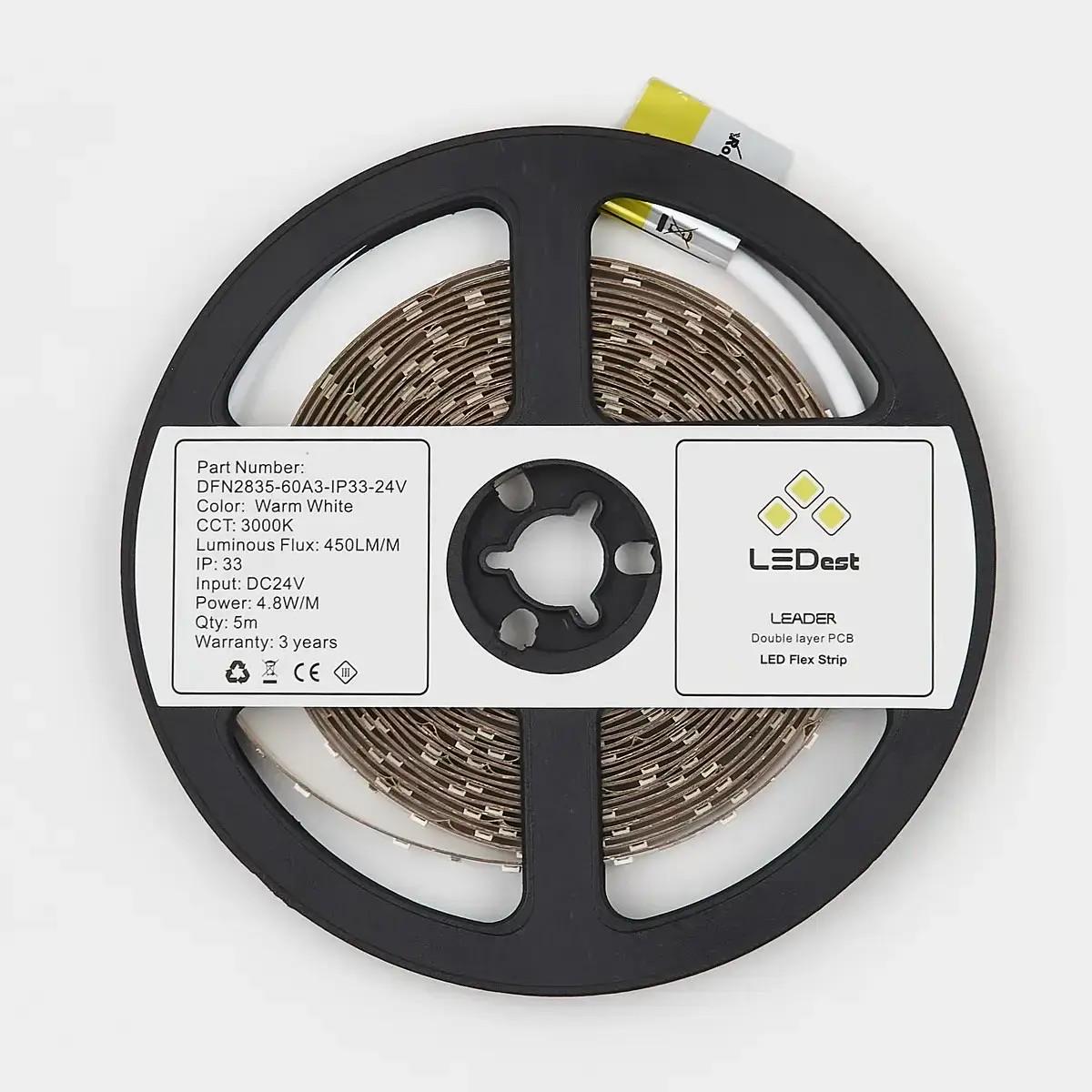 Світлодіодна стрічка LEDest-Leader 4,8 Вт 3000K 60 шт./м IP33 24В 450 Лм SMD2835 (239443) Світлодіодна стрічка LEDest-Leader 4,8 Вт 3000K 60 шт./м IP33 24В 450 Лм SMD2835 (239443)