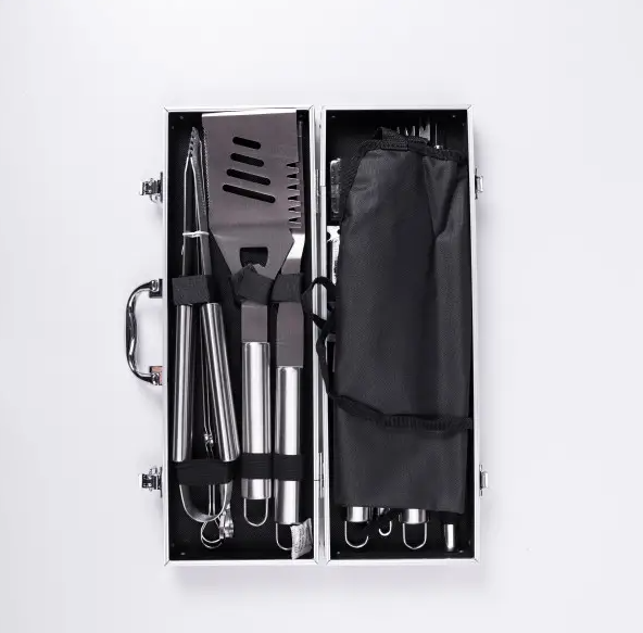 Набір аксесуарів для грилю та барбекю в кейсі 19 предметів - фото 2 Набір аксесуарів для грилю та барбекю в кейсі 19 предметів - фото 2