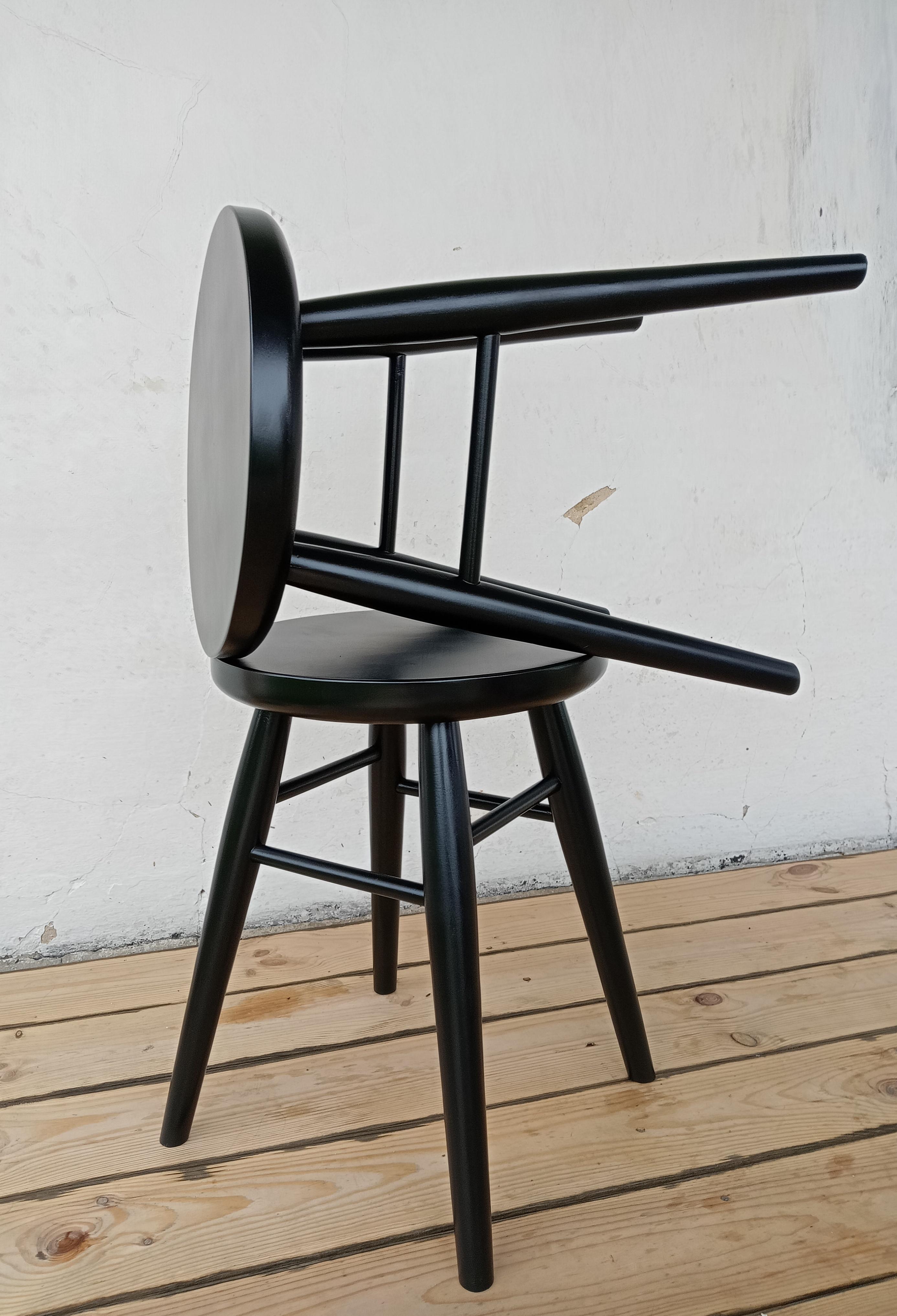 Табурет круглий дерев'яний на точених ніжках Чорний матовий (007) - фото 8 Табурет круглий дерев'яний на точених ніжках Чорний матовий (007) - фото 8