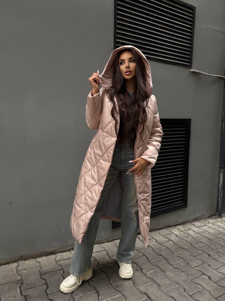 Пальто жіноче зимове Марія стьобане з капюшоном XL Пудровий (29710554) - фото 3 Пальто жіноче зимове Марія стьобане з капюшоном XL Пудровий (29710554) - фото 3