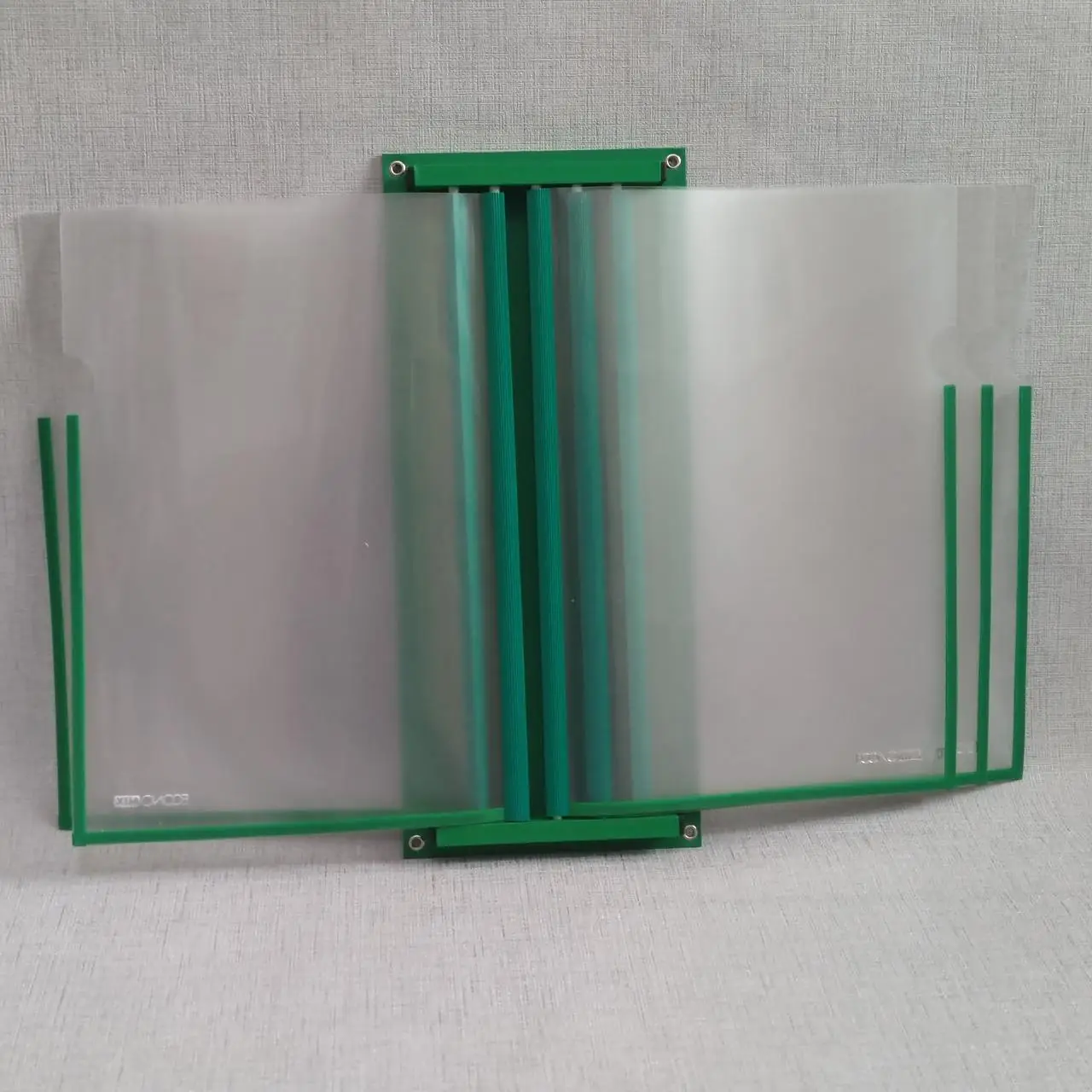 Стенд-книжки Економ на 5 кишень без заголовку Зелений (1904495998)