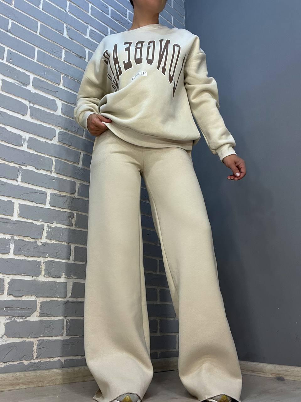 Костюм жіночий QUZEN 388-488 світшот брюки палаццо широкі на флісі L Світло-бежевий (853) - фото 7 Костюм жіночий QUZEN 388-488 світшот брюки палаццо широкі на флісі L Світло-бежевий (853) - фото 7