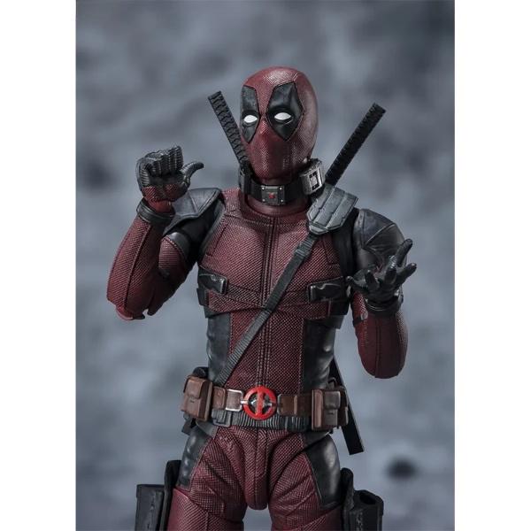 Фигурка супергероя Дэдпул Marvel 16 см - фото 3