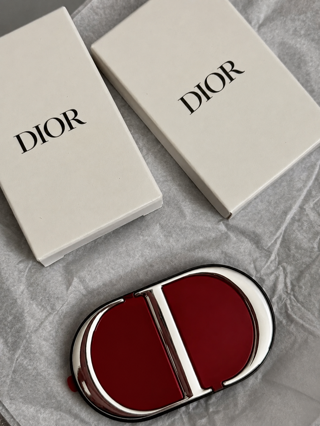 Зеркало компактное Dior Mirror Red - фото 2 Зеркало компактное Dior Mirror Red - фото 2