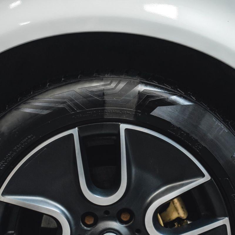 Засіб для полірування та догляду за шинами K2 Sigma Pro 1 л - фото 6 Засіб для полірування та догляду за шинами K2 Sigma Pro 1 л - фото 6