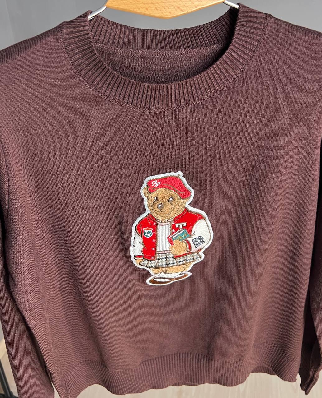 Светр жіночий A-N 2609 базовий тонкий Ведмедик середня довжина OS Червоний/Коричневий (3739) - фото 3 Светр жіночий A-N 2609 базовий тонкий Ведмедик середня довжина OS Червоний/Коричневий (3739) - фото 3