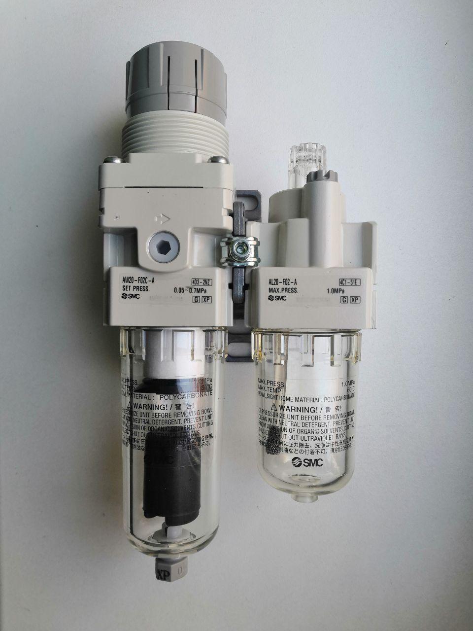 Комплект фільтр-регулятора та лубрикатора SMC AW20-F02C-A / AL20-F02-A Комплект фільтр-регулятора та лубрикатора SMC AW20-F02C-A / AL20-F02-A