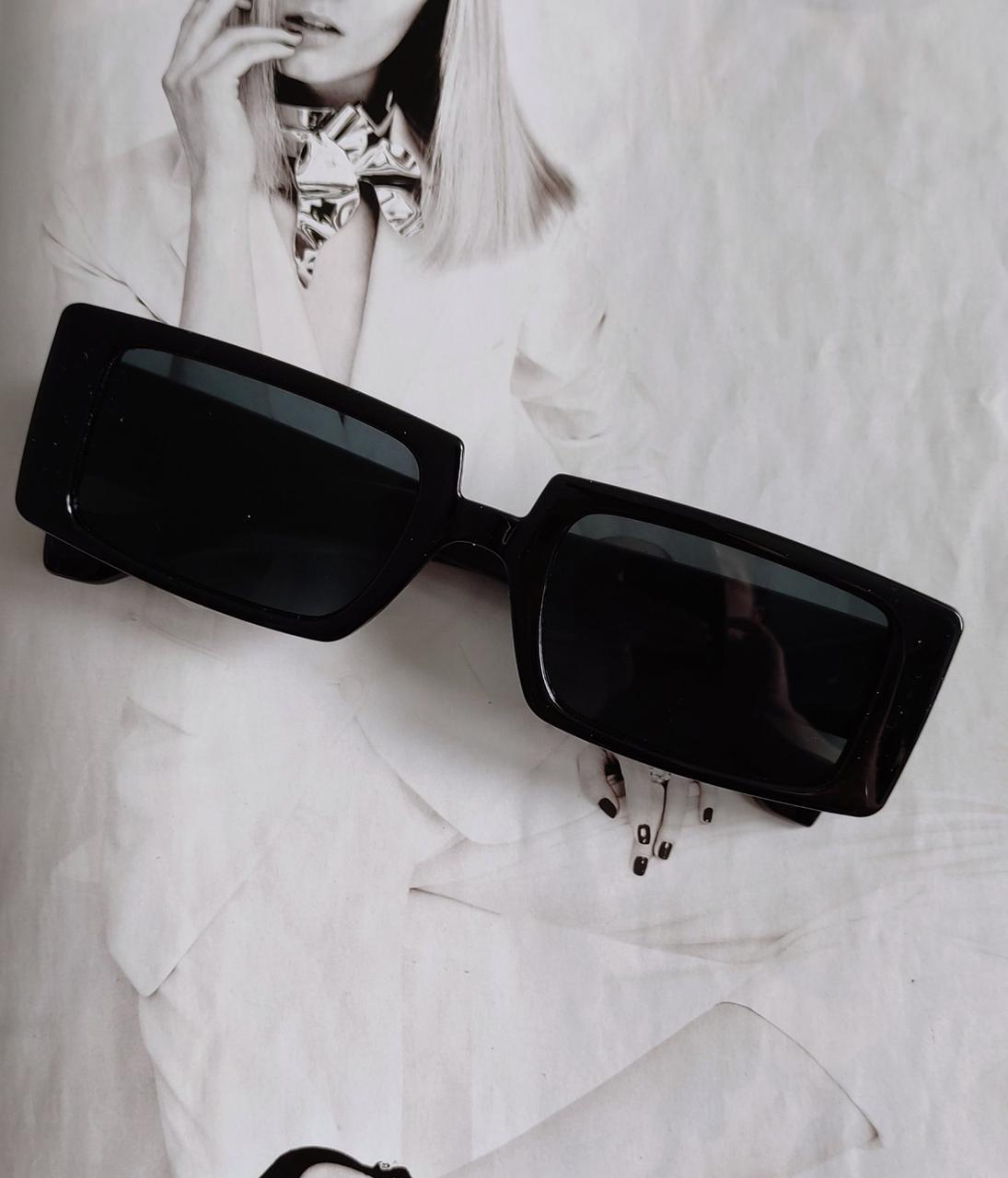 Солнцезащитные очки прямоугольные в широкой оправе Черный