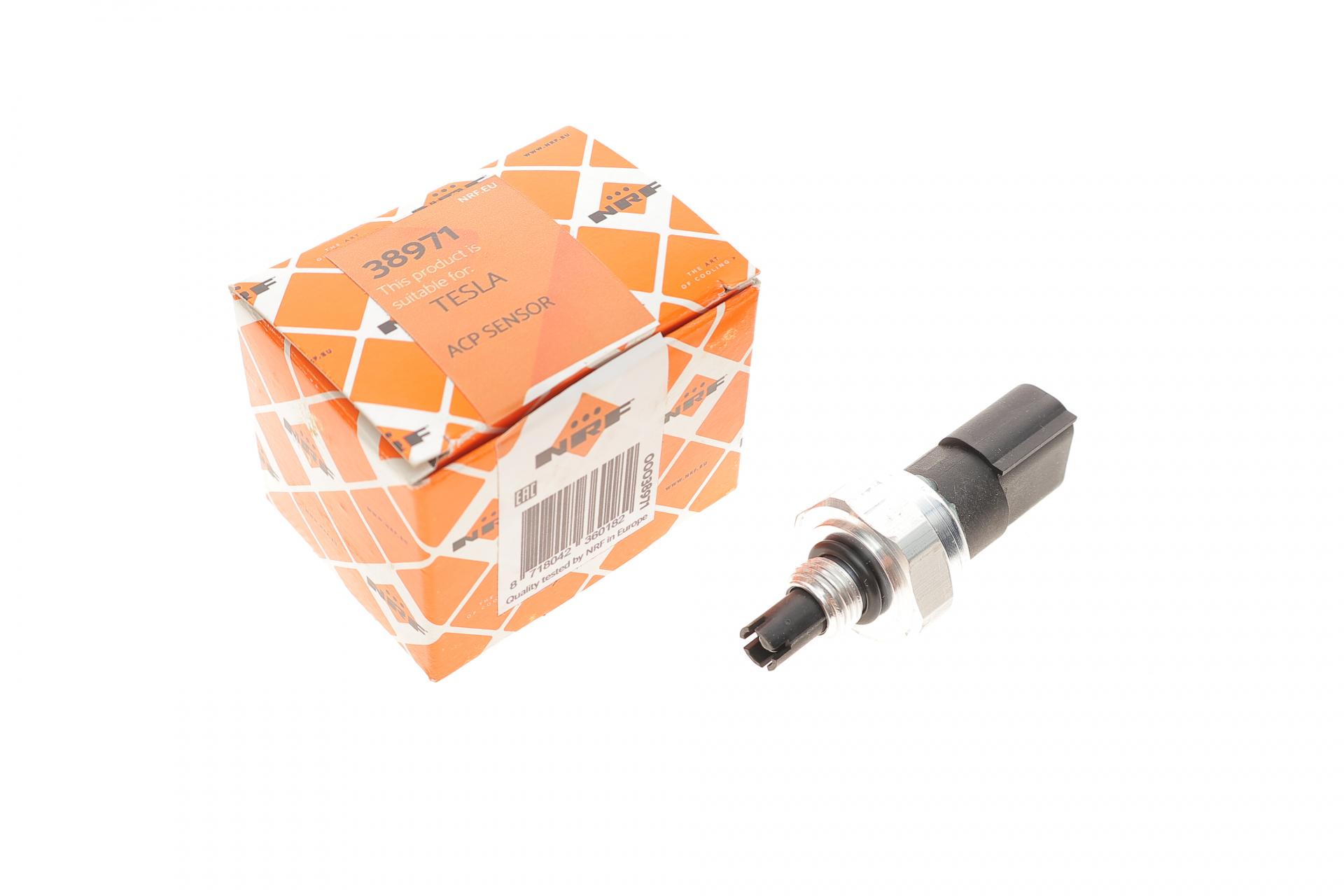 Датчик давления кондиционера Tesla Model 3 17- (38971)