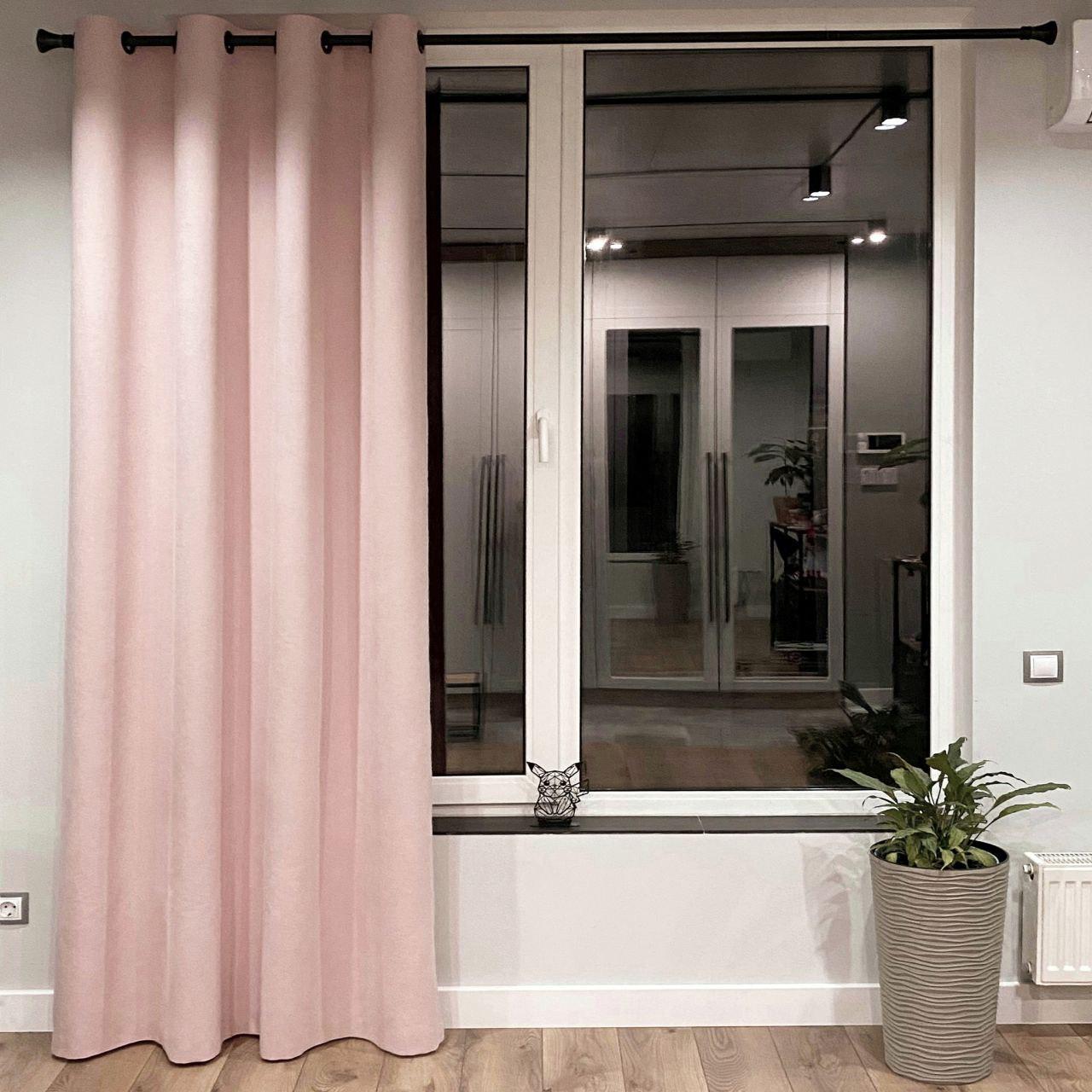 Штора на черных люверсах 205х250 см микровелюр 1 шт. Светло-розовый (5801097-MT1/205-BL) - фото 1 Штора на черных люверсах 205х250 см микровелюр 1 шт. Светло-розовый (5801097-MT1/205-BL) - фото 1