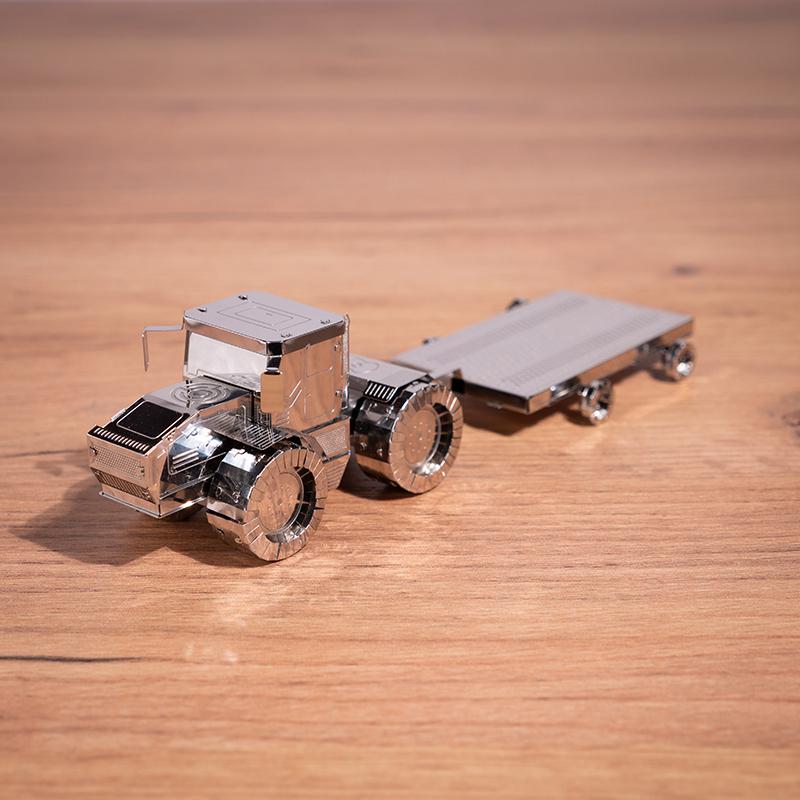 Конструктор METAL-TIME Tractor Slobozhanets MT074 колекційна модель (3031515) - фото 12