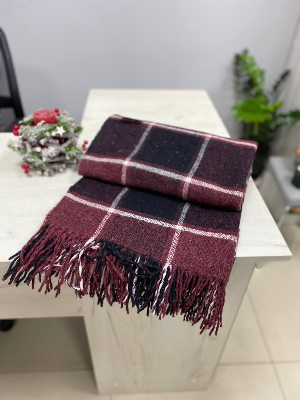 Плед Vladi 30% шерсти 200x140 см Красный (13144412) Плед Vladi 30% шерсти 200x140 см Красный (13144412)