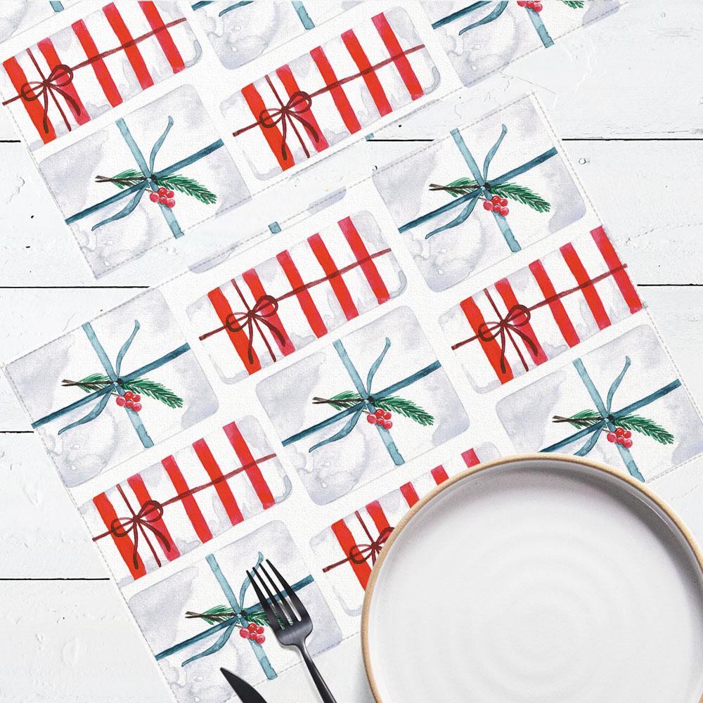 Салфетка тканевая сервировочная Presentville под тарелку Подарки 40х27 см 2 шт. (SRVS_O_23NG025)