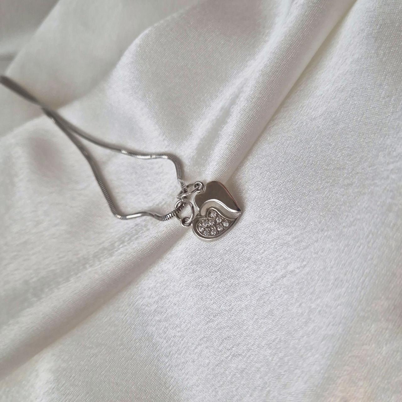 Підвіска парна серце в білих каменях срібло 925 проби родоване 1,90 г (3089r) - фото 7 Підвіска парна серце в білих каменях срібло 925 проби родоване 1,90 г (3089r) - фото 7