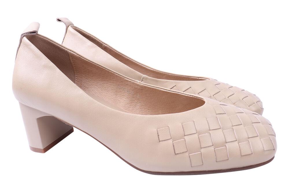 Туфли женские Berkonty из кожи на низком каблуке р. 39 Бежевый (323-21DT)