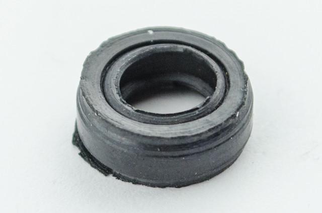 Сальник для бензинового двигателя 188f 13 л.c. 14х8х5 мм (2667)