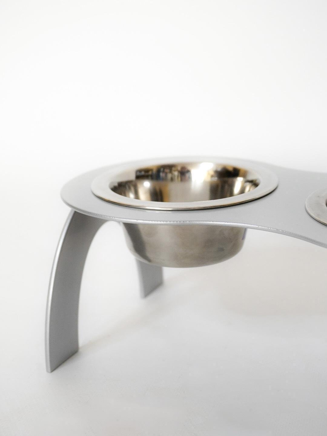 Кормушка Best friend для кошек на 2 миски металл 80 мм 0,2 л Серебреный (1024561к) - фото 3 Кормушка Best friend для кошек на 2 миски металл 80 мм 0,2 л Серебреный (1024561к) - фото 3