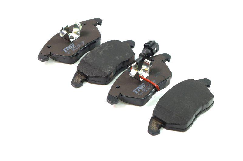 Гальмівні колодки дискові TRW Engine Components для Audi A3 Seat Skoda Volkswagen передні (GDB1550)