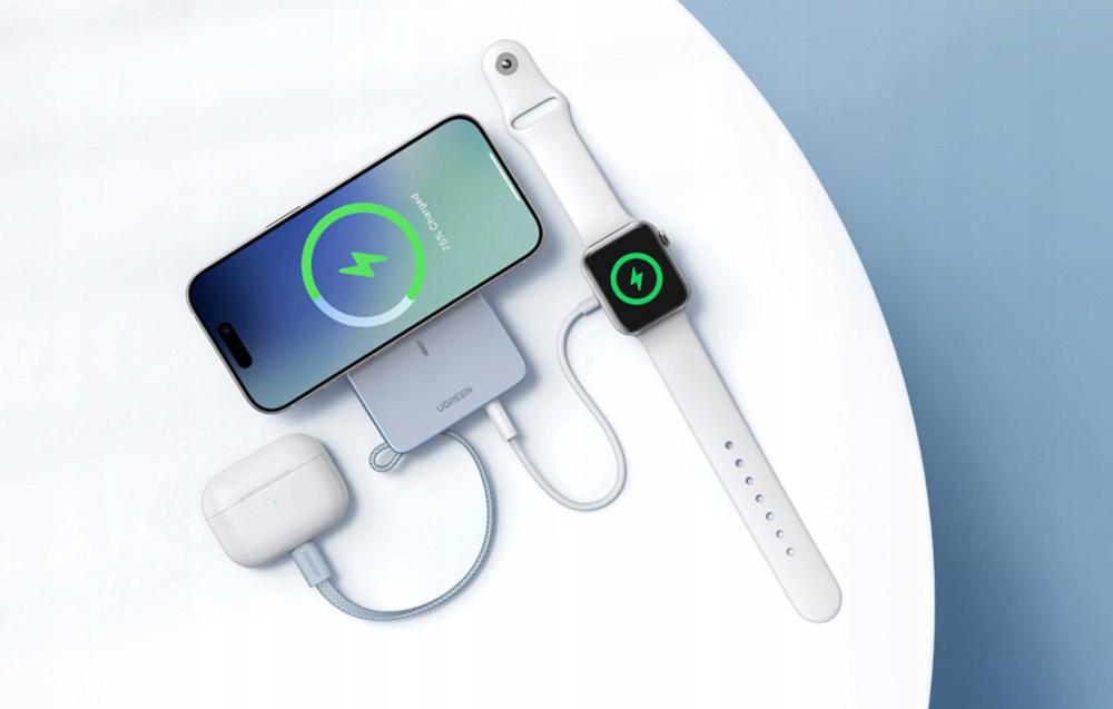 Повербанк магнитный UGREEN PB773 MagFlow 10000 мАч для MagSafe с беспроводной зарядкой и Qi2 25 Вт для iPhone 17 Pro Max/16/15/14 Silver (65958) - фото 3 Повербанк магнитный UGREEN PB773 MagFlow 10000 мАч для MagSafe с беспроводной зарядкой и Qi2 25 Вт для iPhone 17 Pro Max/16/15/14 Silver (65958) - фото 3