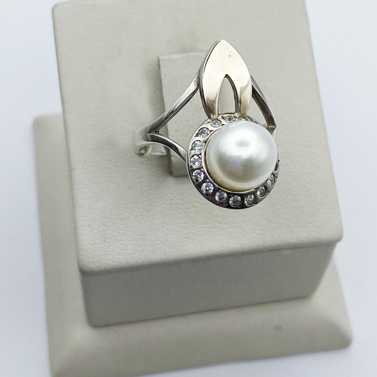 Каблучка срібна з перлами і фіанітом р. 18 4,22 г (1989650501)