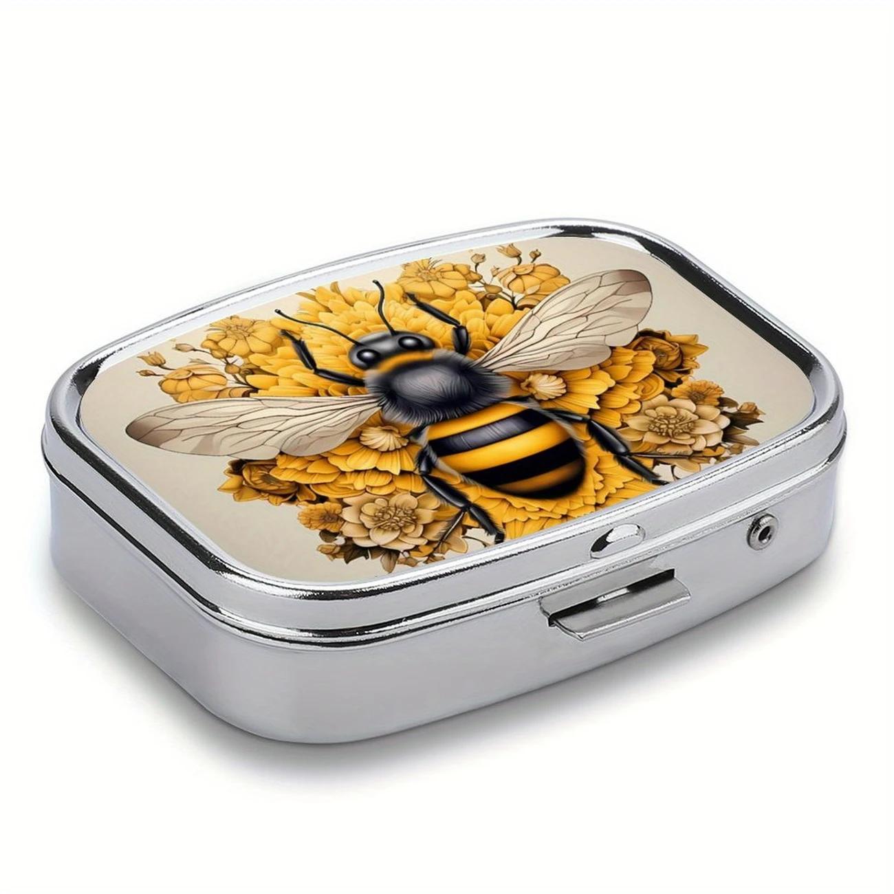 Таблетница Пчела металлическая на два отделения 5,5х4х1,5 см Разноцветный (D-0105) - фото 3 Таблетница Пчела металлическая на два отделения 5,5х4х1,5 см Разноцветный (D-0105) - фото 3