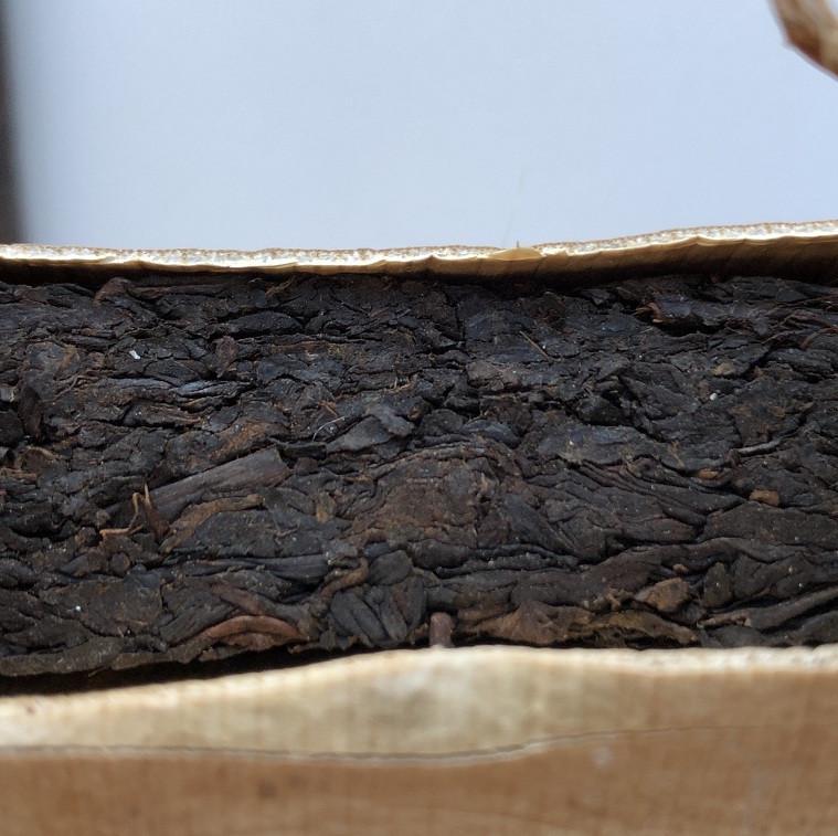 Чай Шу Пуэр 7562 2010 года брикет 250 г - фото 3