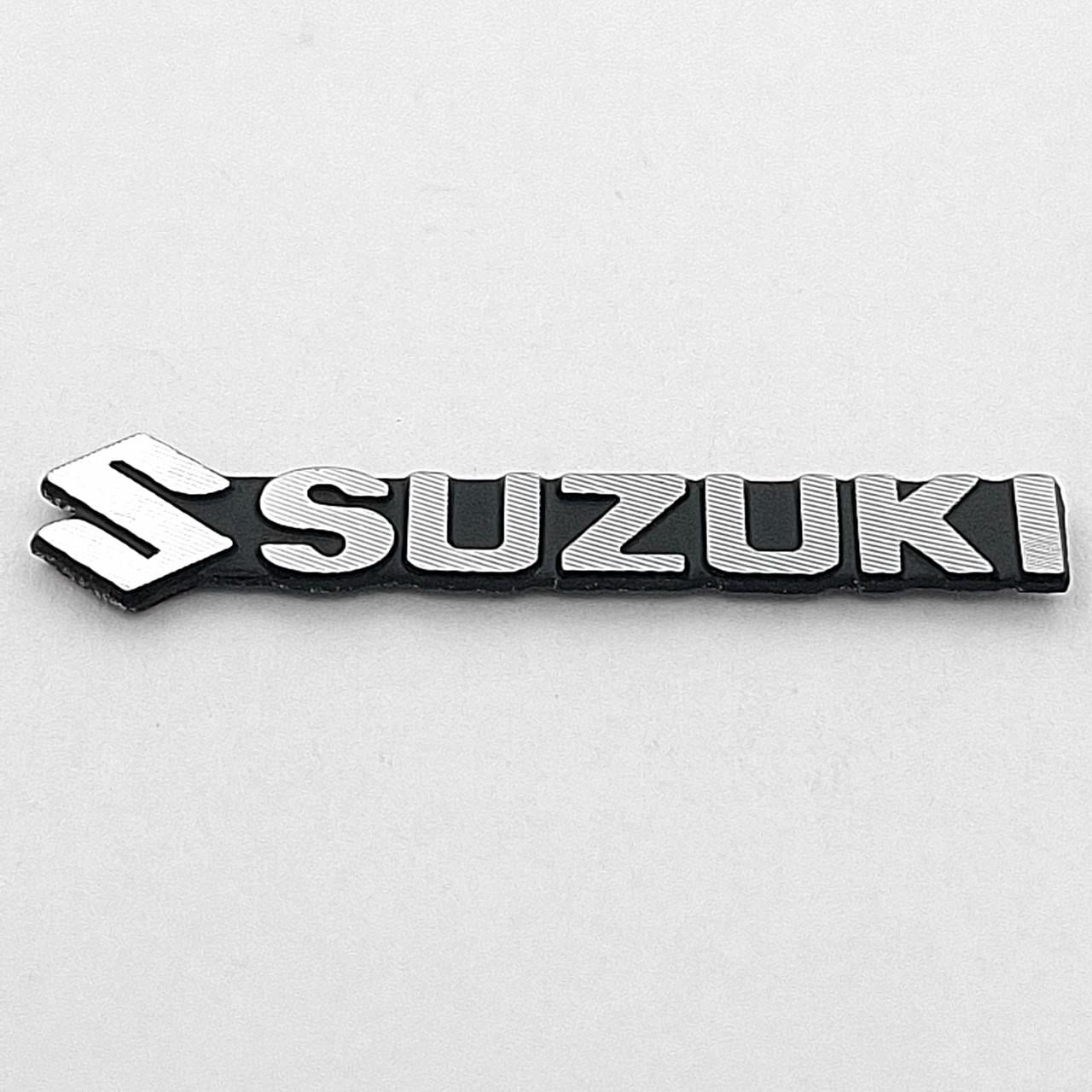Эмблема надпись Suzuki 3,5х0,8 см (2892414729)