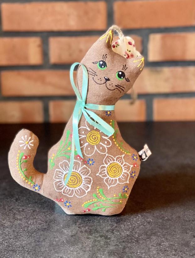 Сувенір Кішка з метеликом ручної роботи з ароматом кави