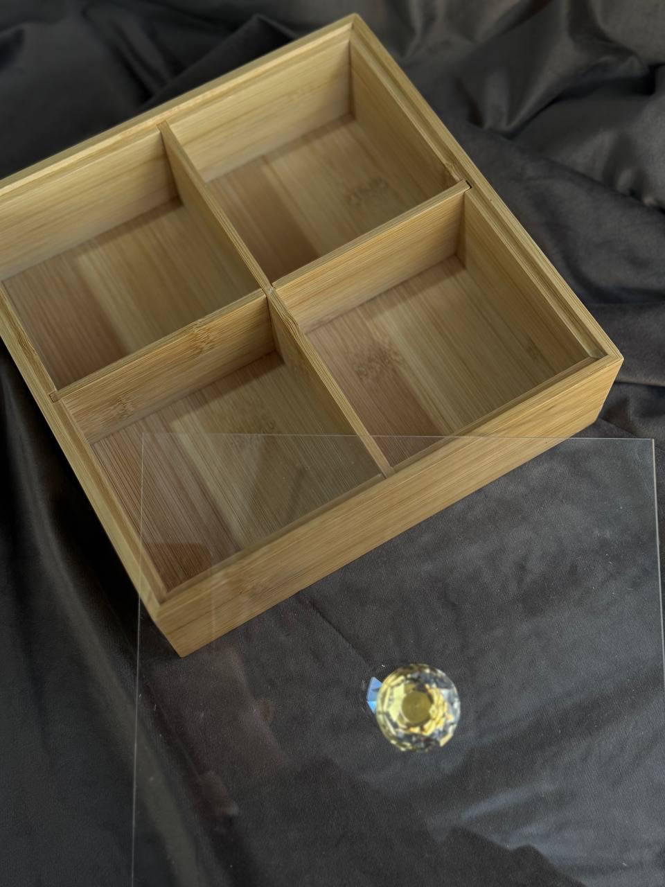 Менажница бамбуковая YIWU с крышкой 22х22х8 см Бежевый (HB-40-2) - фото 4 Менажница бамбуковая YIWU с крышкой 22х22х8 см Бежевый (HB-40-2) - фото 4