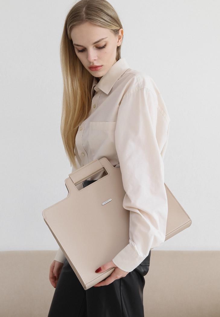 Женская сумка кожаная для ноутбука и для документов Светло-бежевый (A-027532) - фото 7 Женская сумка кожаная для ноутбука и для документов Светло-бежевый (A-027532) - фото 7