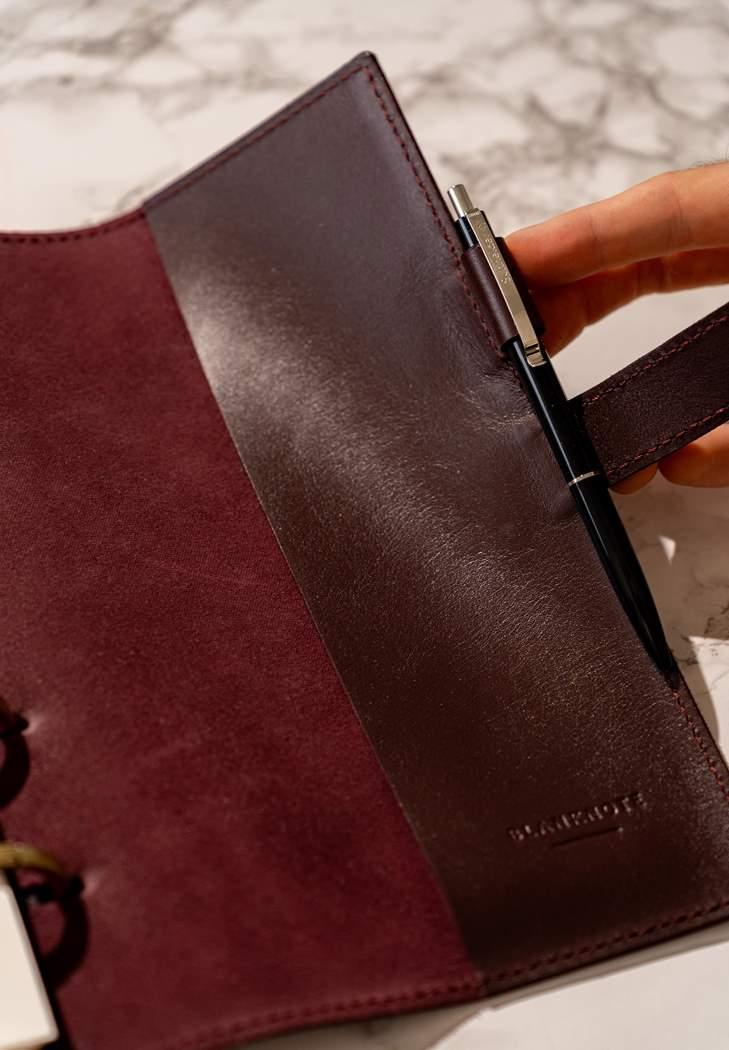 Блокнот шкіряний Софт-бук 9.1 з датованим блоком Бордовий (A-027493) - фото 7
