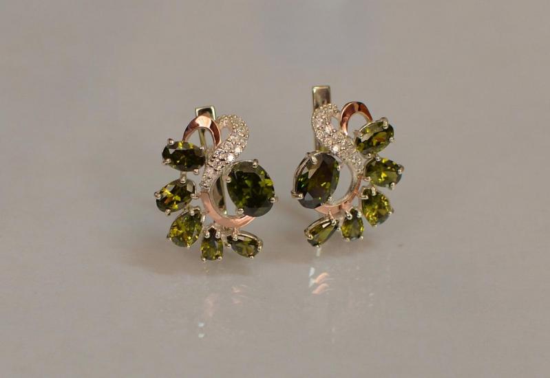 Серебряные серьги Sil с золотыми накладками 153s-7 Олива (Sil-1051)