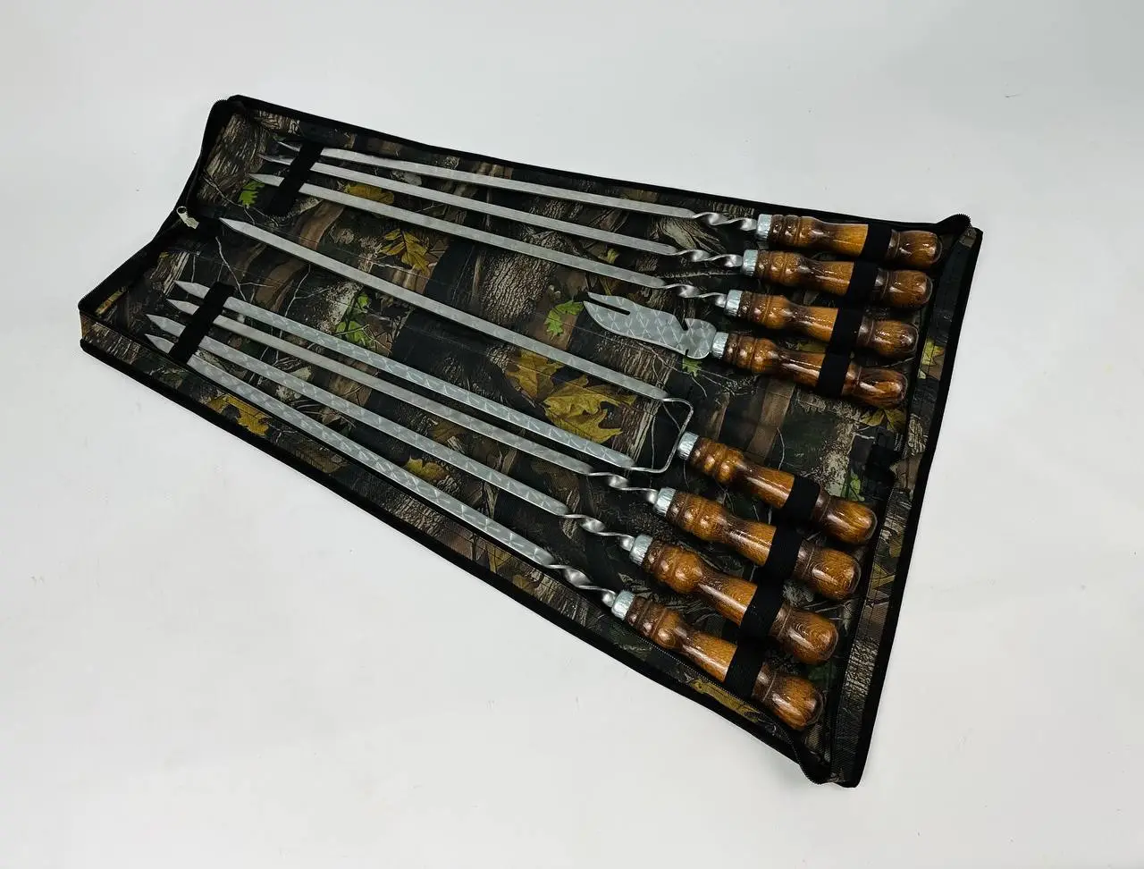 Набір шампурів у чохлі комбінований Кізляр 6 шт. подвійний шампур вилка-ніж з нержавіючої сталі (2-10-NB-2273) - фото 6 Набір шампурів у чохлі комбінований Кізляр 6 шт. подвійний шампур вилка-ніж з нержавіючої сталі (2-10-NB-2273) - фото 6