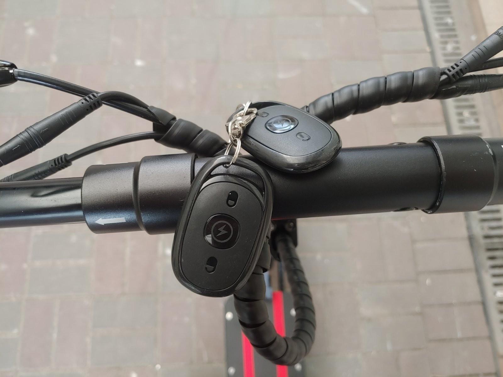 Електросамокат із сидінням Tesla E-Scooter 16000 1000W 48V16Ah - фото 8 Електросамокат із сидінням Tesla E-Scooter 16000 1000W 48V16Ah - фото 8