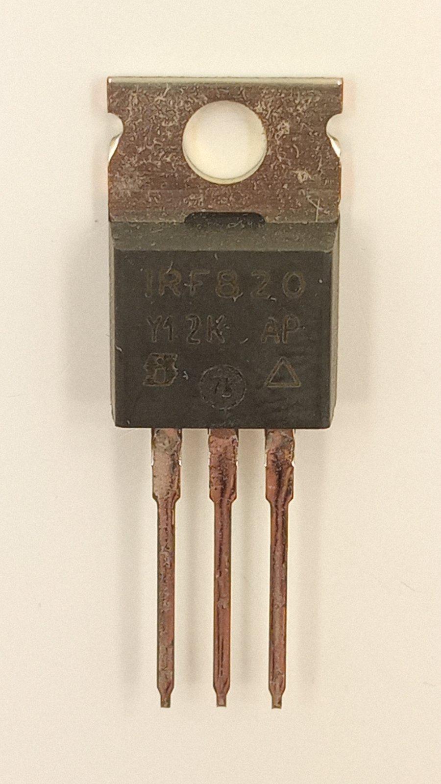 Транзистор IRF820 500V 2.5A 49W (02735)