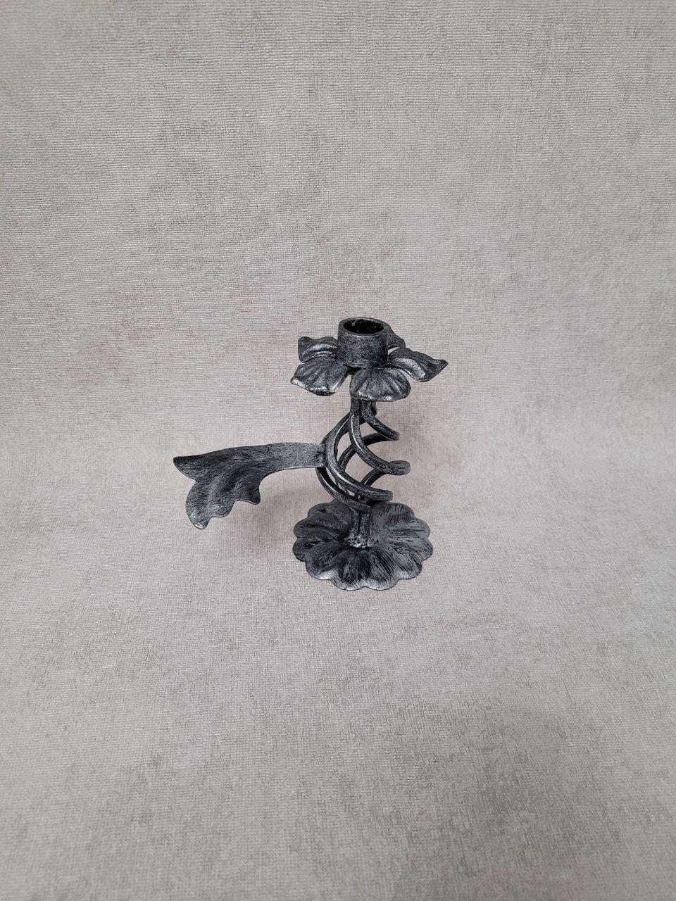 Підсвічник металевий 15 см Срібний (29614497) - фото 5 Підсвічник металевий 15 см Срібний (29614497) - фото 5