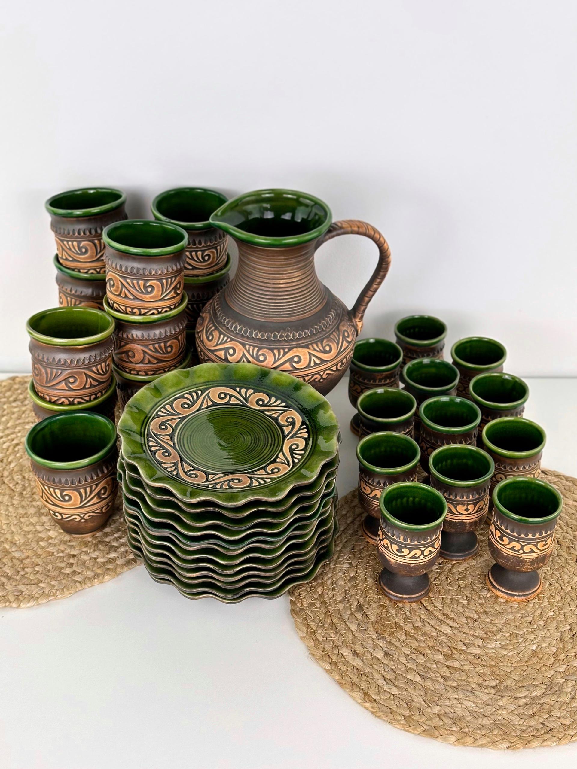 Набор глиняной посуды для сервировки стола на 12 человек Гражда Коричневый (17019-7)