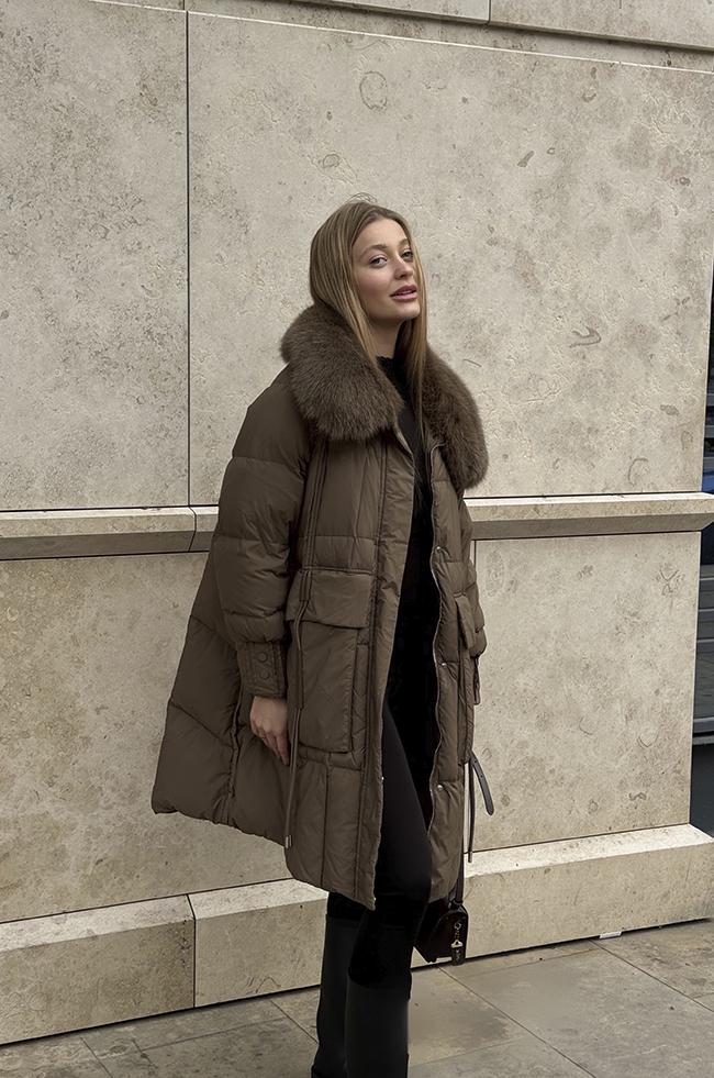 Куртка Lipar 0564 пухова з накладними кишенями р. 44 Капучино (16887332) - фото 2