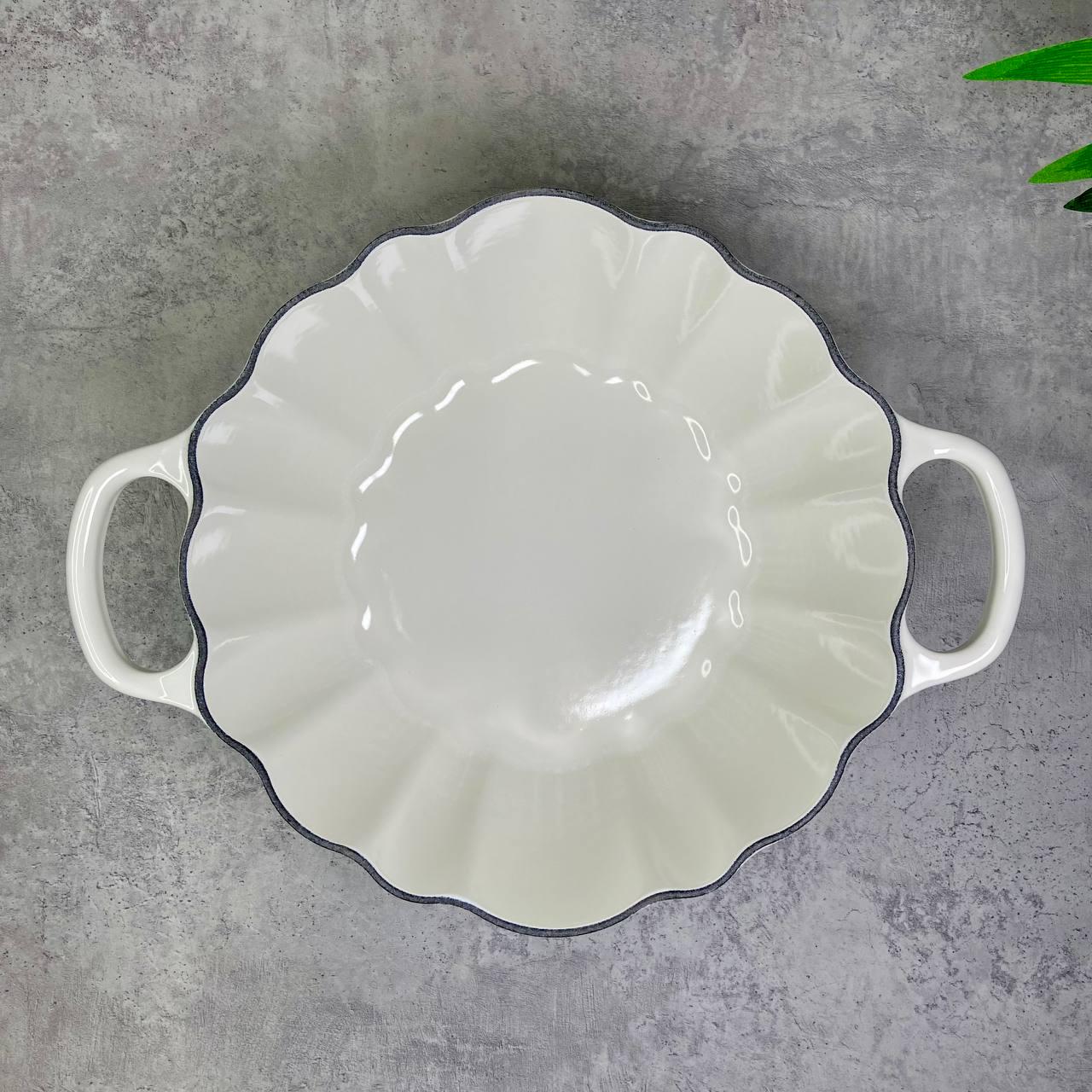 Кастрюля с крышкой Le Creuset Signature Тыква 3,7 л White (21238240101441) - фото 3 Кастрюля с крышкой Le Creuset Signature Тыква 3,7 л White (21238240101441) - фото 3