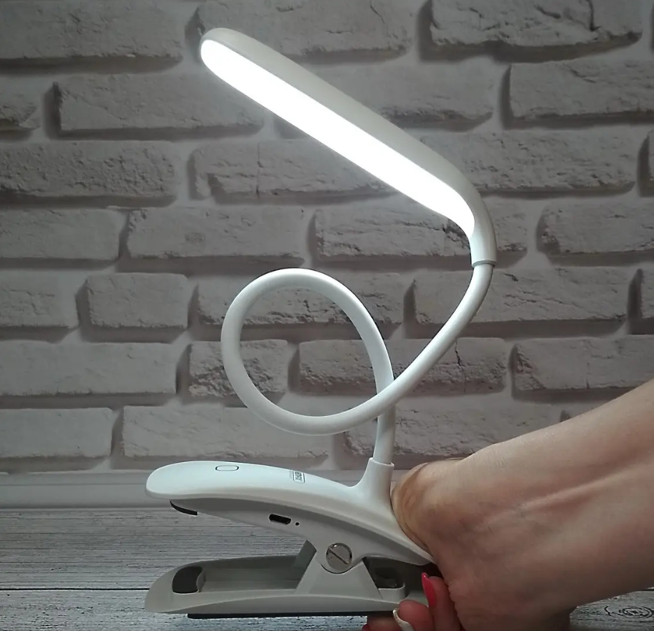 Настольная лампа Remax RT-E195 LED Eye Protecting со встроенным аккумулятором и клипсой до 7 ч. 700 mAh 6000K White (20829898) - фото 9 Настольная лампа Remax RT-E195 LED Eye Protecting со встроенным аккумулятором и клипсой до 7 ч. 700 mAh 6000K White (20829898) - фото 9