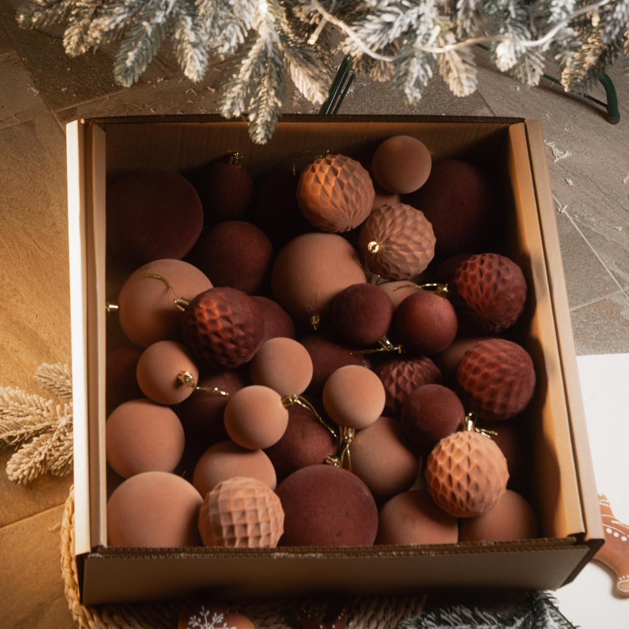 Набор игрушек новогодних Бархат 40 шт. Бежево-коричневый (2765837162) Набор игрушек новогодних Бархат 40 шт. Бежево-коричневый (2765837162)