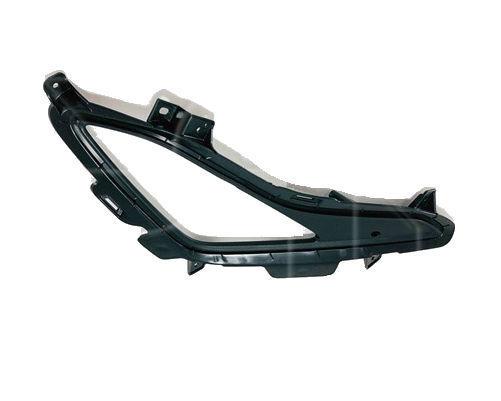 Решетка бампера AVTM Hyundai Accent 14-16 правая с отв. п/тум EUR 3244 914