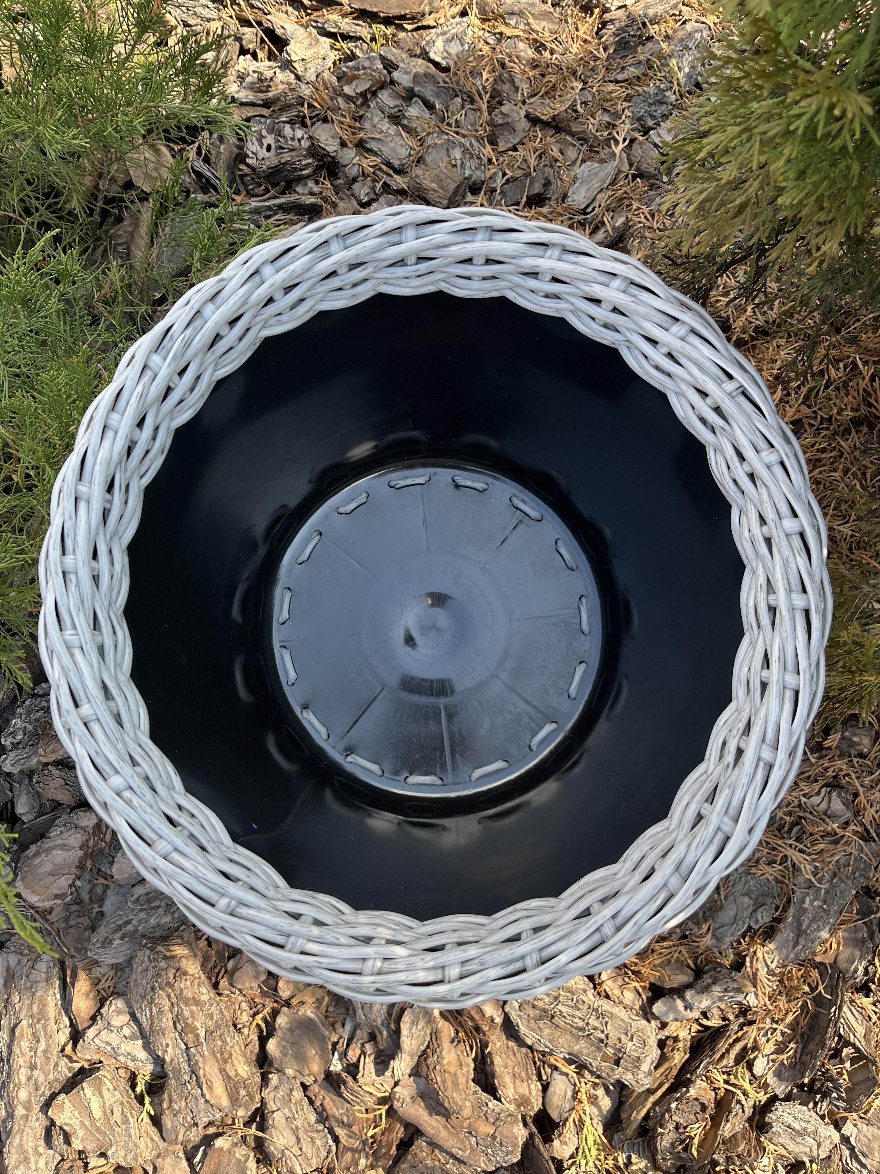 Кашпо для квітів зі штучного ротанга 20 л Сіра береза (27927849) - фото 3 Кашпо для квітів зі штучного ротанга 20 л Сіра береза (27927849) - фото 3