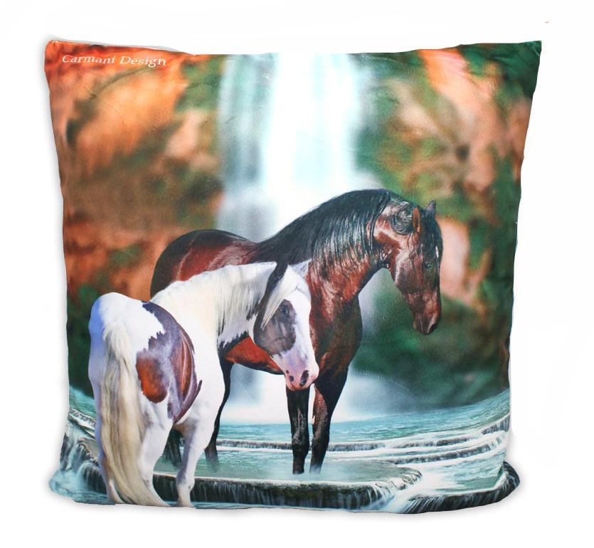 Подушка декоративная на молнии Carmani Лошади 45х45 см (021-1800) Подушка декоративная на молнии Carmani Лошади 45х45 см (021-1800)