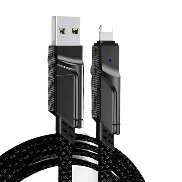 Кабель для подзарядки телефонов оснащен портами USB-A Lightning и двумя разъемами Type-C (AN00144)
